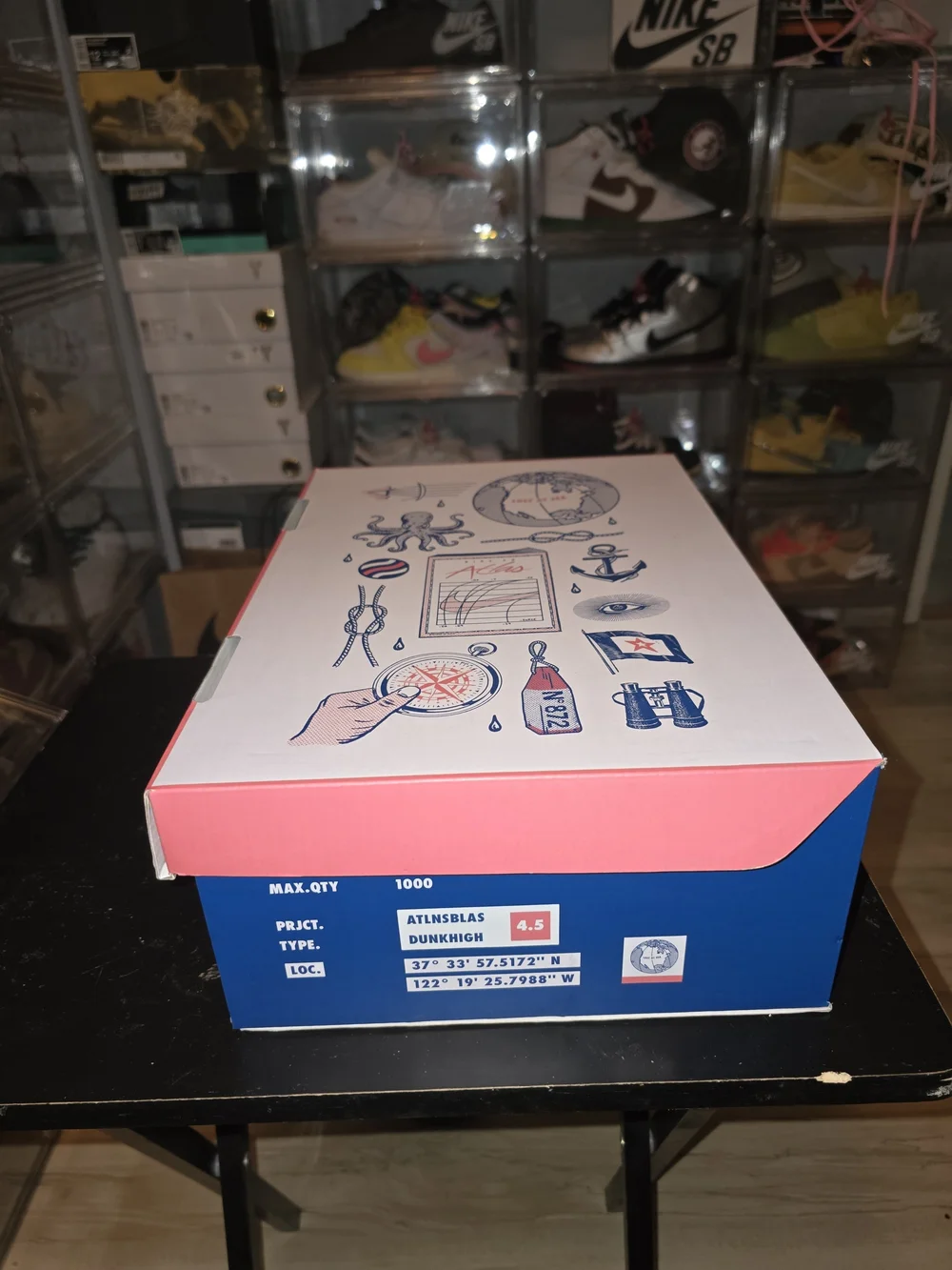 Nike SB Dunk High Atlas Lost At Sea ( with the special box )